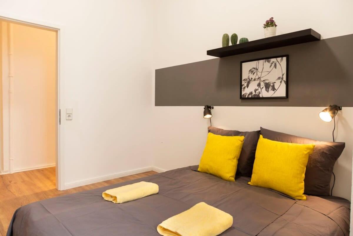 Modern 2 Bedroom Apartment In Berlin Schoeneberg Exterior foto