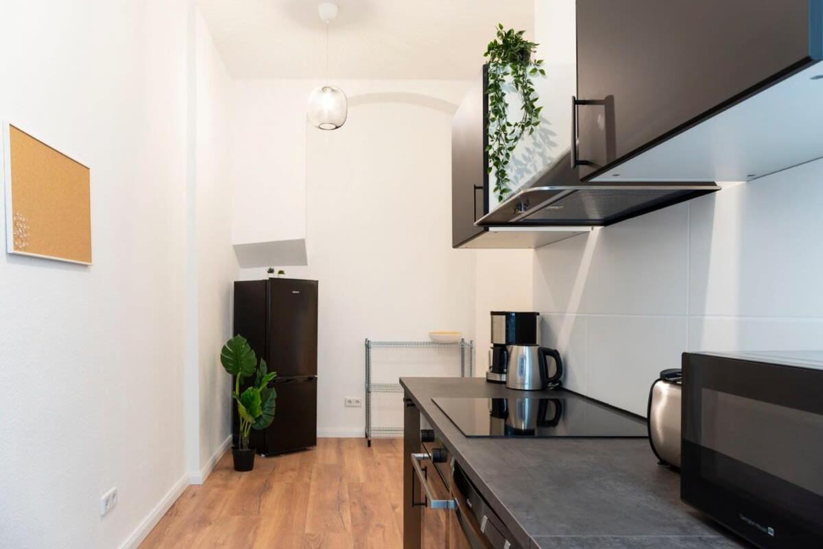 Modern 2 Bedroom Apartment In Berlin Schoeneberg Exterior foto